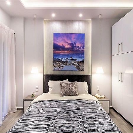 Metro Apartment Thessaloniki Buitenkant foto