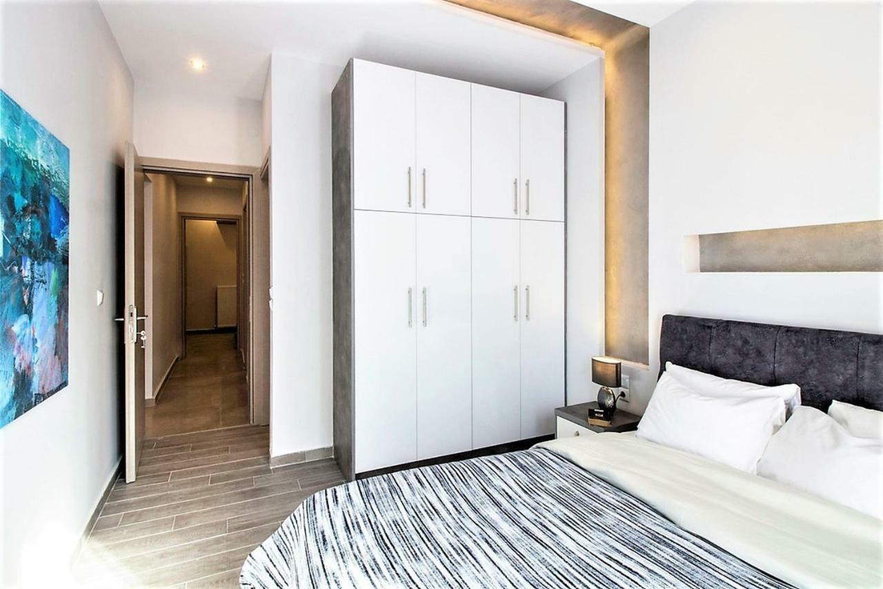 Metro Apartment Thessaloniki Buitenkant foto