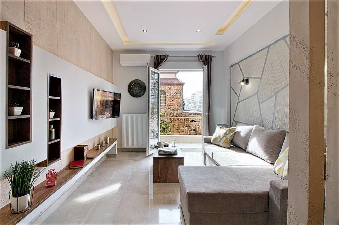 Metro Apartment Thessaloniki Buitenkant foto