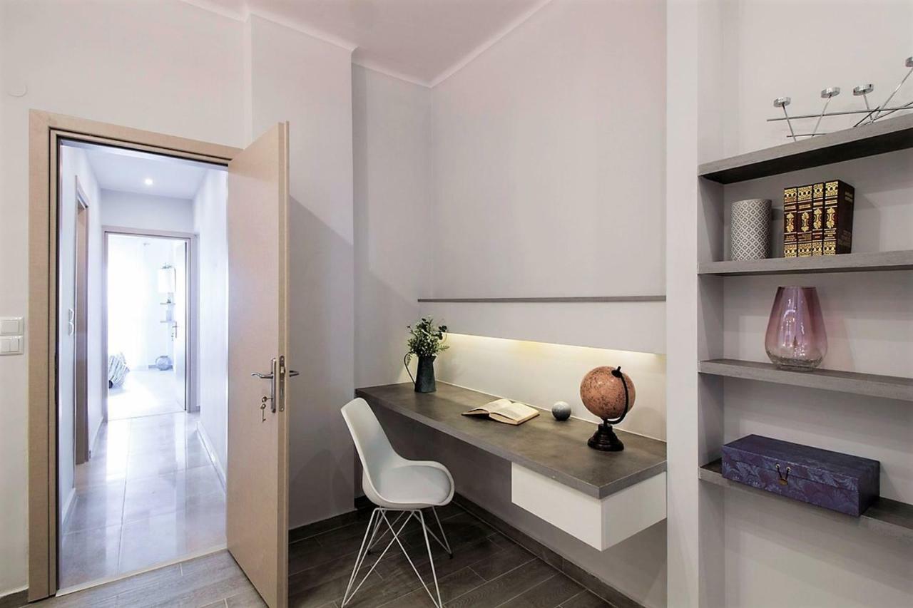 Metro Apartment Thessaloniki Buitenkant foto